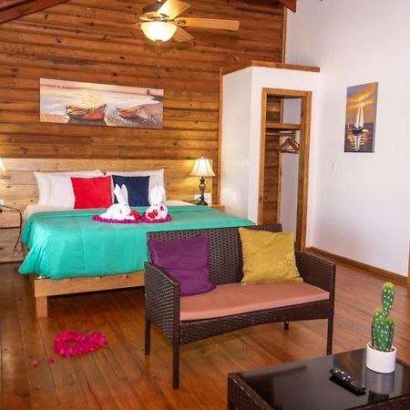 Hotel Roatan Yacht Club&Dive Center French Harbour Exterior foto