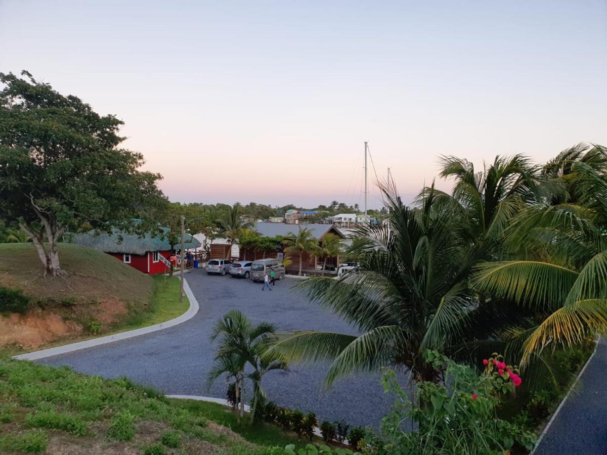 Hotel Roatan Yacht Club&Dive Center French Harbour Exterior foto